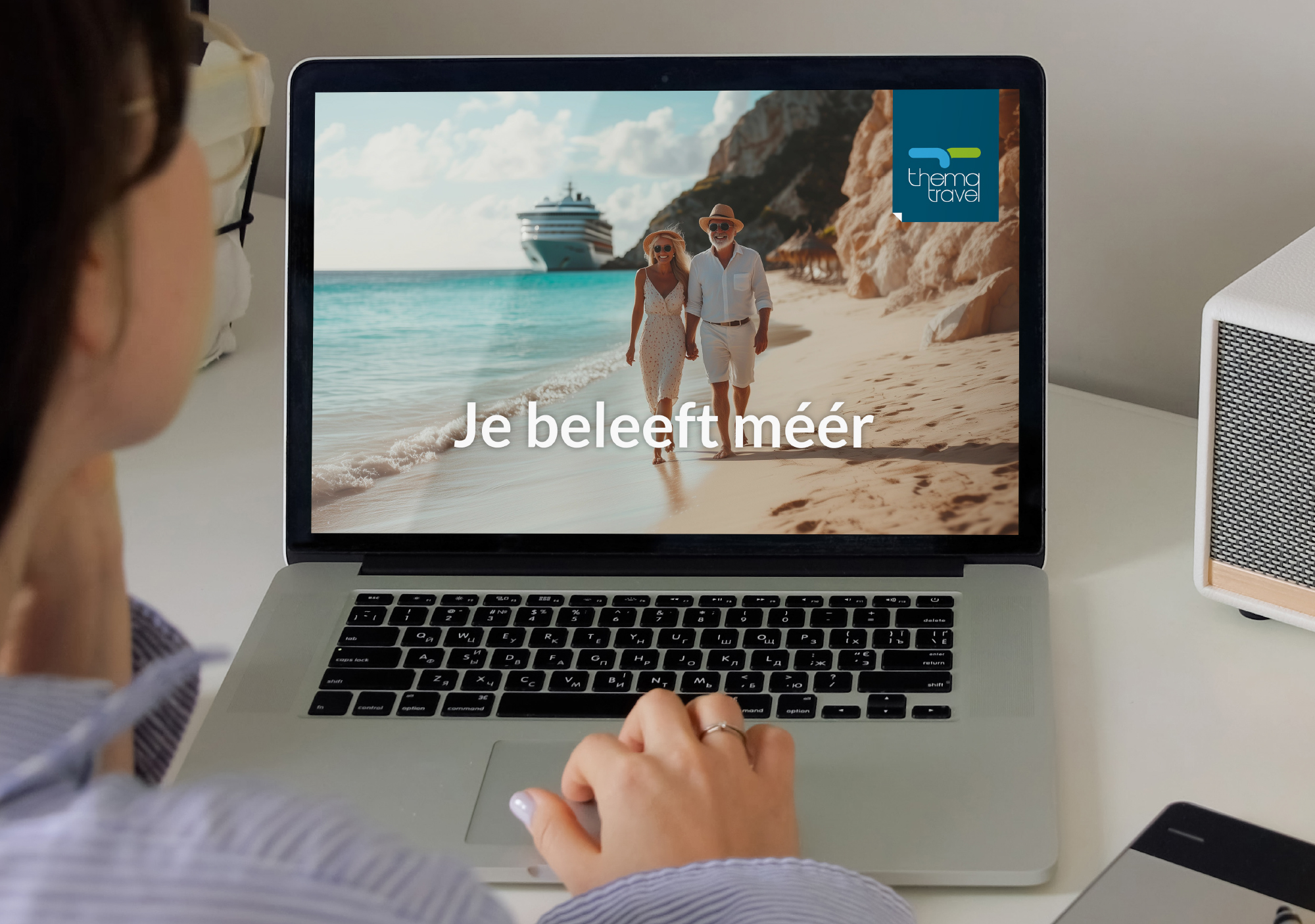 14 Thema Travel website design